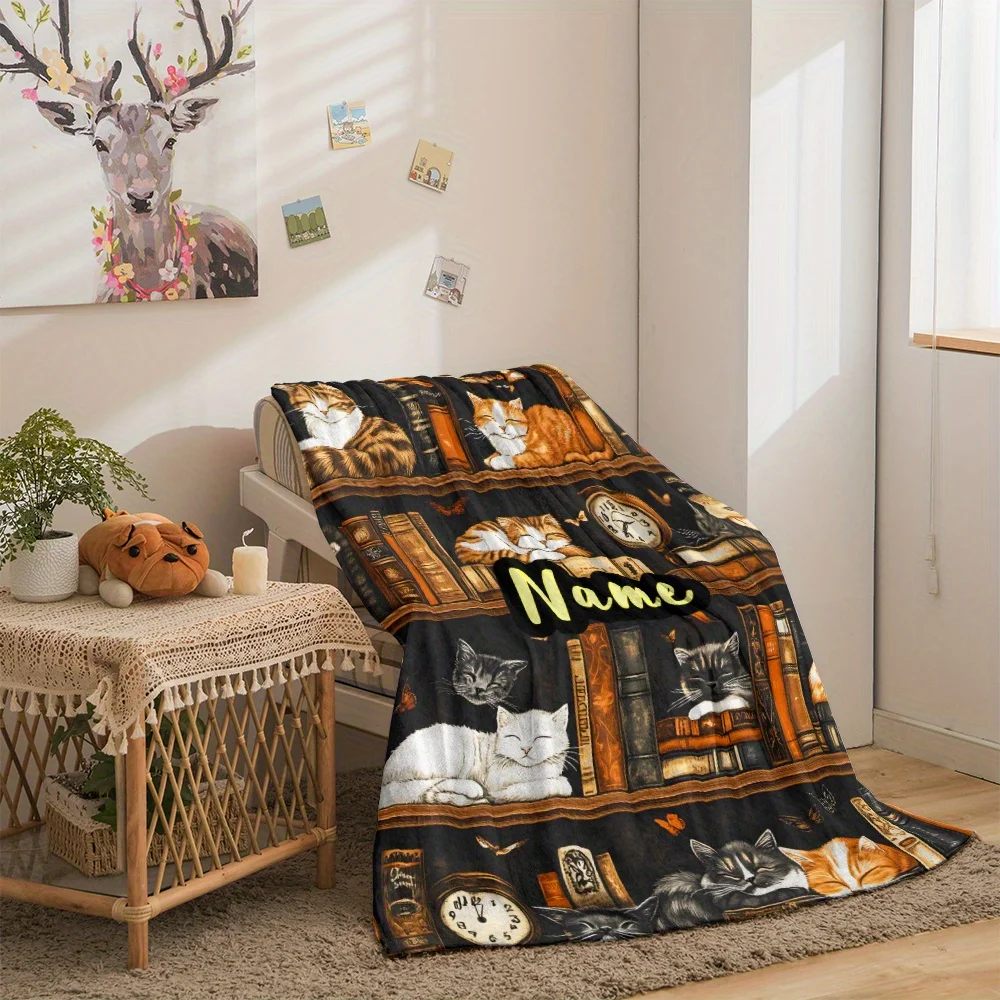 1 قطعة بطانية اسم مخصص مع الكرتون القطط رف الكتب طباعة نمط جميع المواسم المنزل لينة مريحة الفانيلا بطانية غرفة نوم مدرب ديكور #3