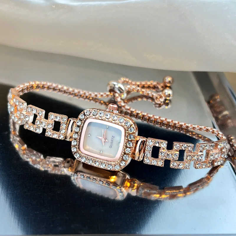 Relojes de pulsera de cuarzo elegantes, pulsera de cristal de diamante de lujo, relojes de mujer Часы Ж Dönе Нару umshz Relogios femeninos