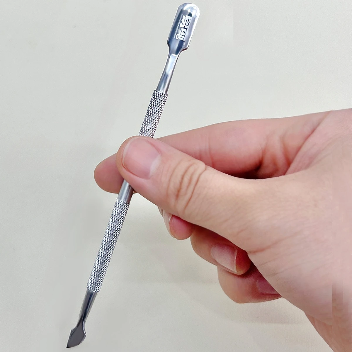 

Easy To Cut Steel Push Dead Skin Removal Double Headed Thin Sharp Shovel Backstabb Stainless Steel Cuticle Pusher Nail Art Tools