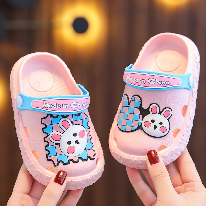 Kids Summer Cartoon Cave Hole Sandals 2023 Garden Beach Slippers kids Sandals Non-Slip Soft Soled Quick Drying Shoes