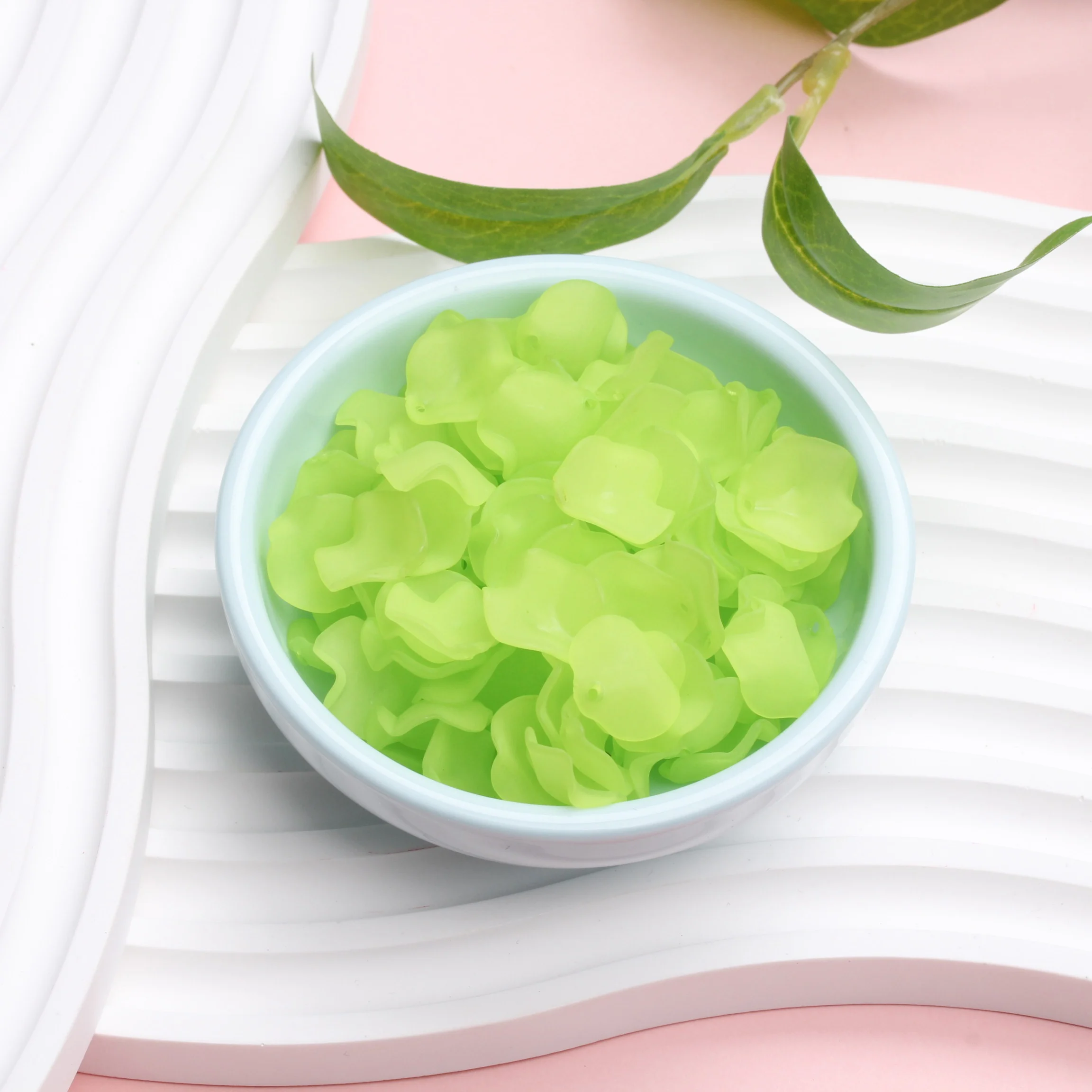 100Pcs/bag 15mm Candy Color Transparent Petal Pendant For Jewelry Making DIY Hairpin Necklace Bracelet Accessories Wholesale