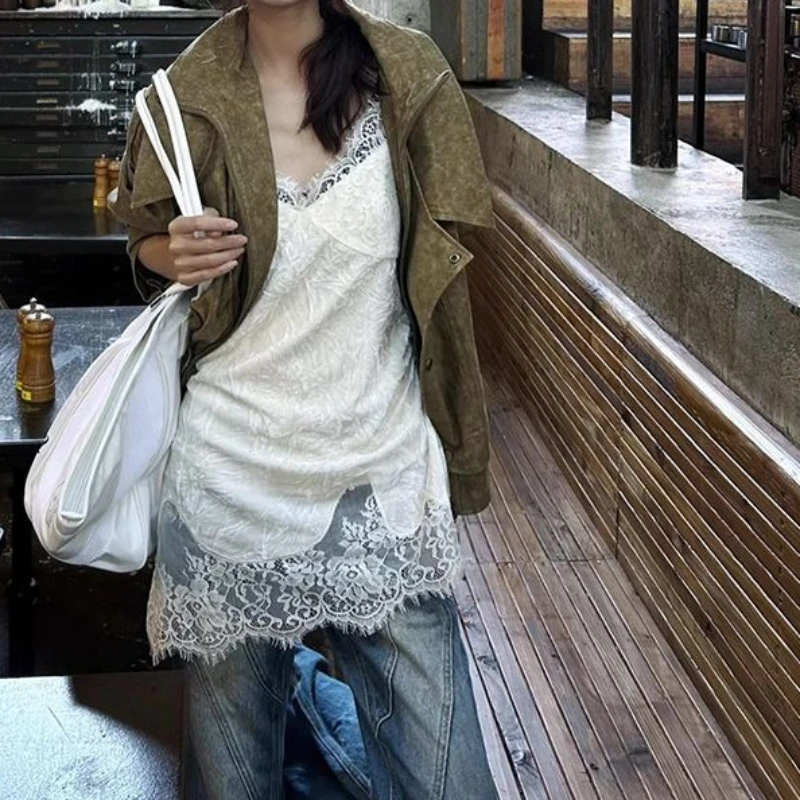 

Sleeveless Top, Vest, Pure Slimming Design, Slim Fit, Sexy, Irregular Base, Patchwork Lace Lace Camisole