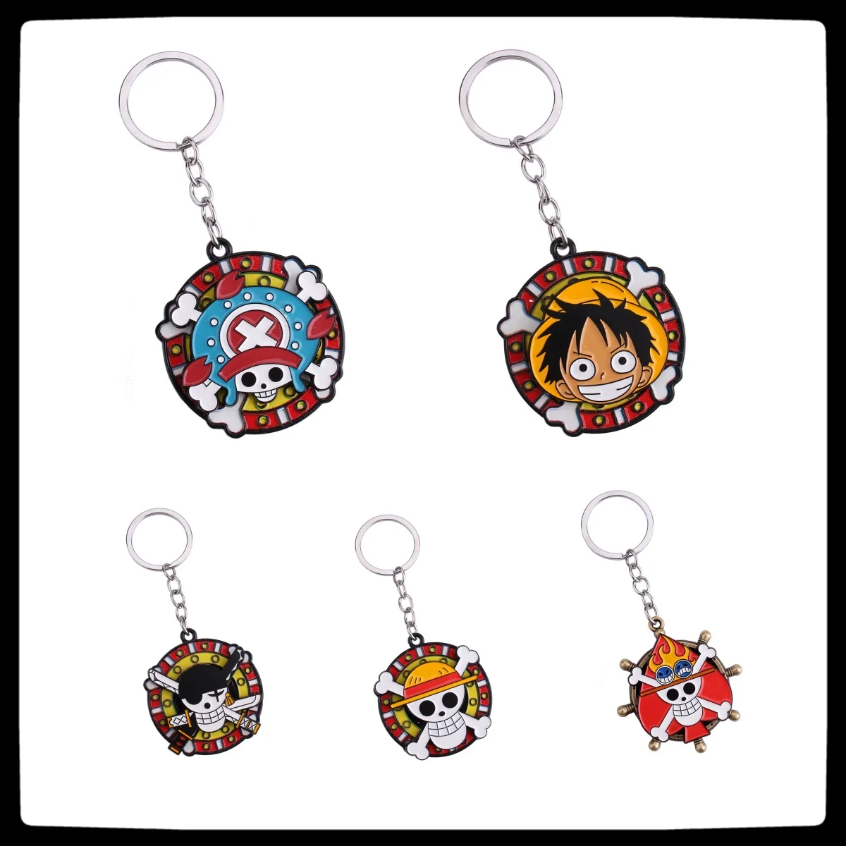 

one piece Luffy keychain accessories cute metal cartoon pendant school bag ornament anime children's birthday gift Japan