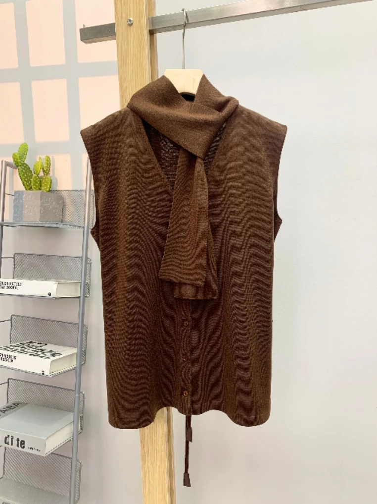 

Korean Sle Casual Faionable Knitted Scarf Svel Waist-Cinching Slimming Vest Autumn 2025 New Arrival Ele