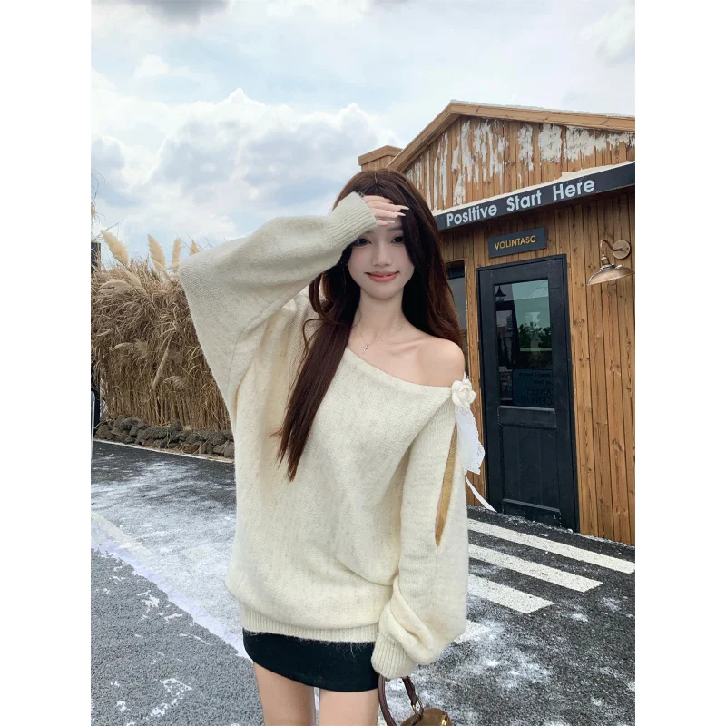 

Luxe Slub-Knit Top: Sculpted Bow Shoulder + Airy Weightless Touch