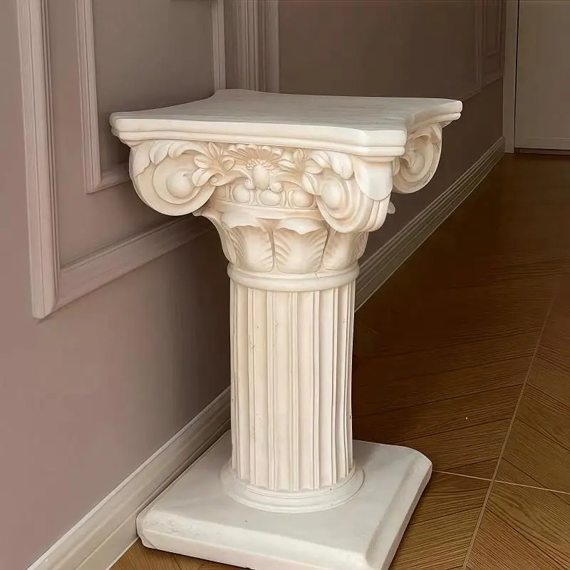 

Retro Roman column edge base Art design B & B cafe Interior simple decoration Coffee table Sofa corner table