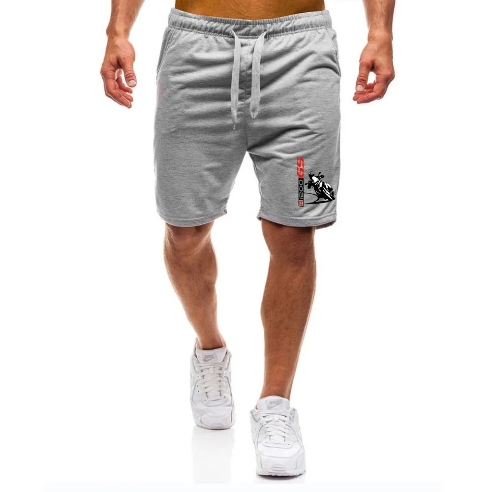 Рисунок 4 - Молодежные короткие брюки