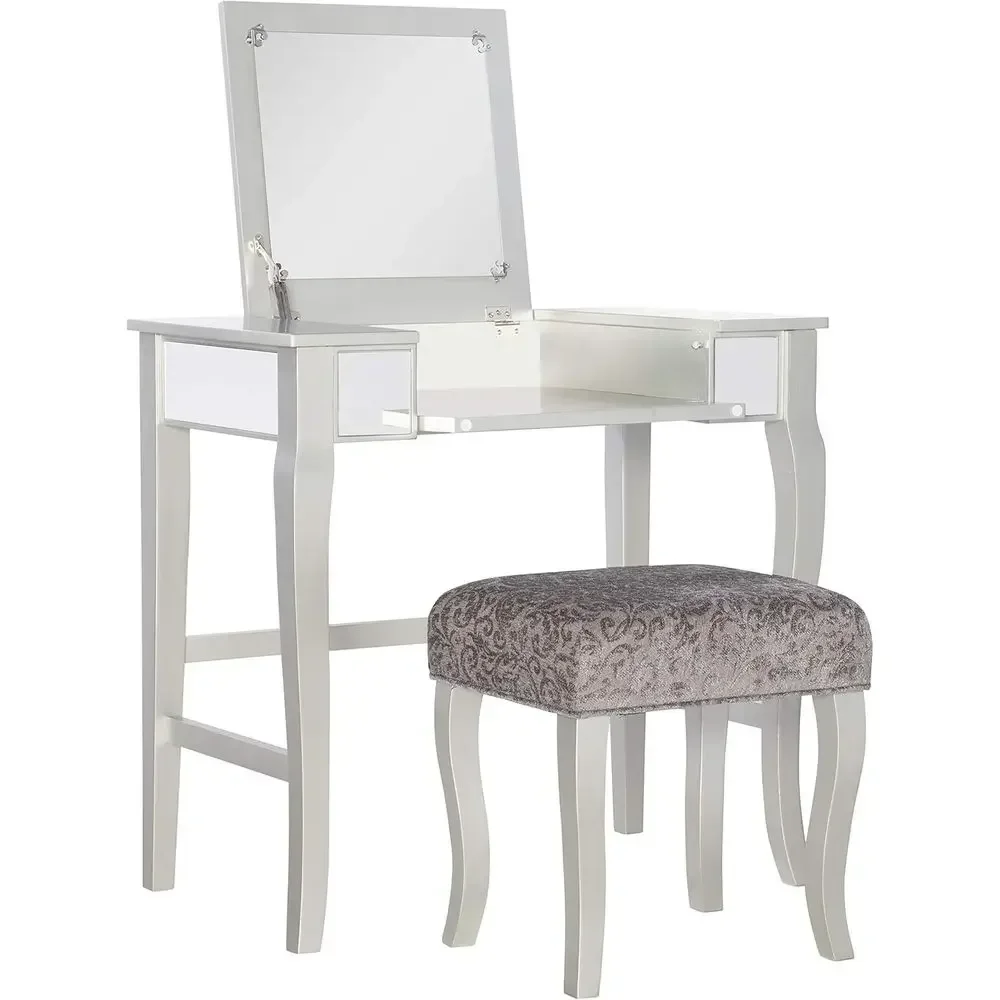 32 Wide 18 Deep 46.75 Tall Vanity Set