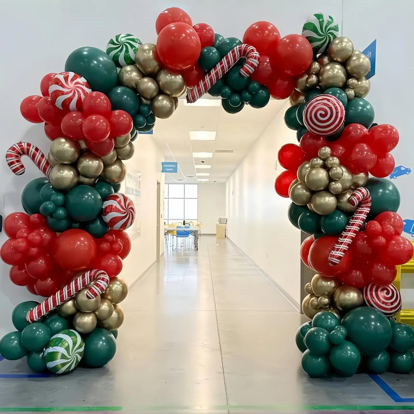 134pcs Christmas Balloons Garland Arch kit Red Green Gold Candy Cane Balloons for Xmas Christmas Party Decoration Supply