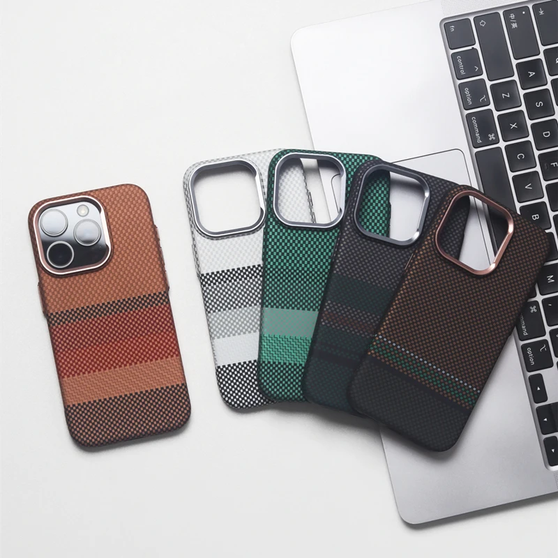

Чехол MagSafe для телефона с линзой из сплава Pixel Grid Texture Relief для iPhone 16 pro max 14 15 16 Pro с магнитной беспроводной зарядкой и жестким чехлом для ПК