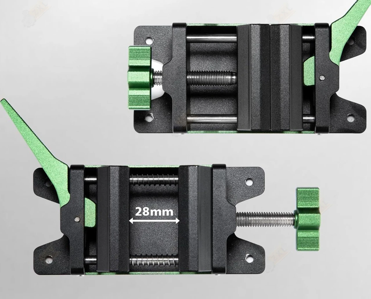 

Household Vise Golf Grip Removal Tool
