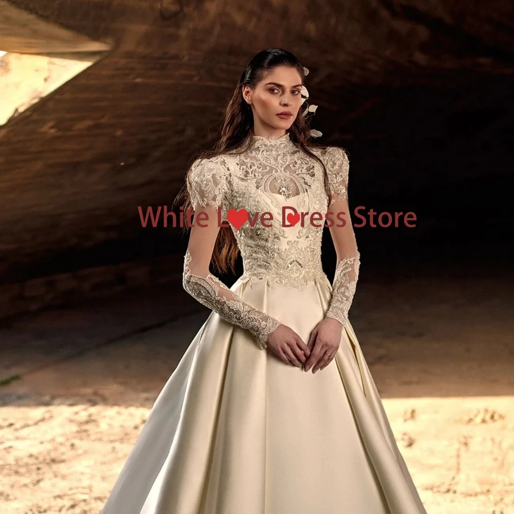 

Women Exquisite Wedding Dresses Customized High Collar Long Sleeve Satin Pleat Plus Size A-lien Court Train Bride Wedding Gown
