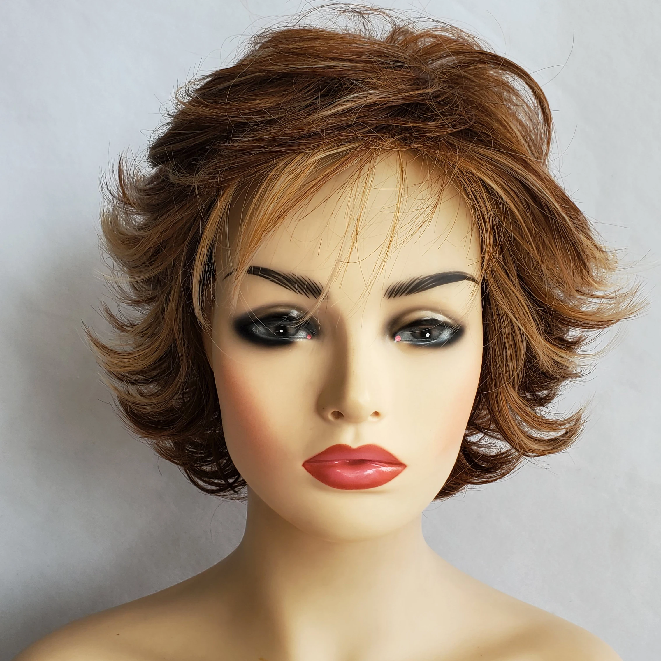 Mixed Color short layered straight short hair wig with clear layers  heat resistant fiber wig for women