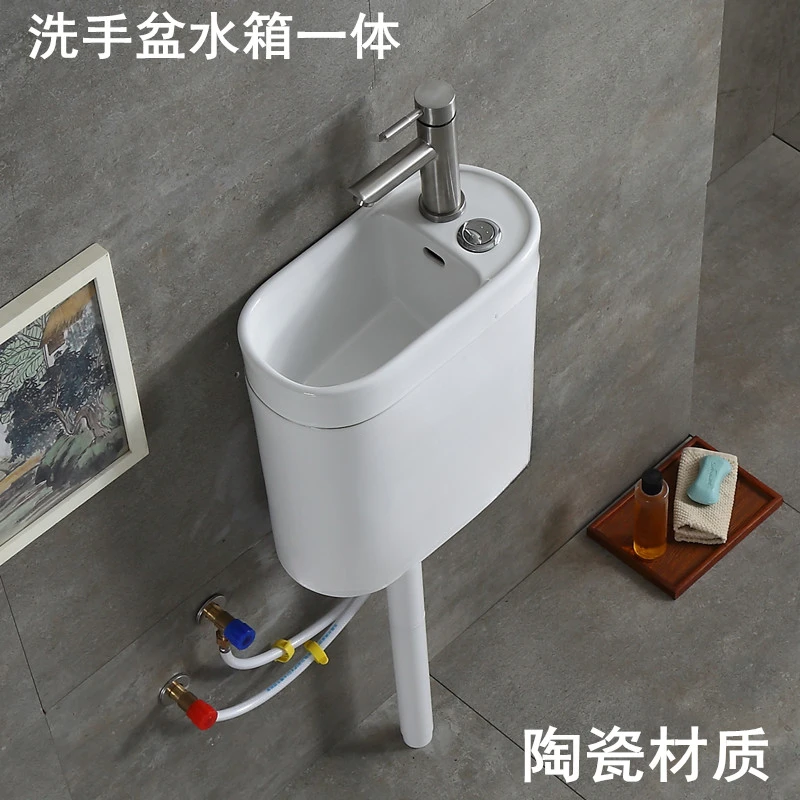 Keramik mit Waschbeckenhahn und integriertem Wassertank