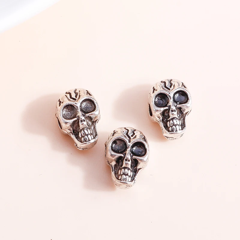 Leslie 15 Stück Legierung Skelett Halloween Schädel Kopf Charms Perlen Anhänger für Schmuckherstellung Tropfen Ohrringe Halsketten Armbänder DIY – Detail 5