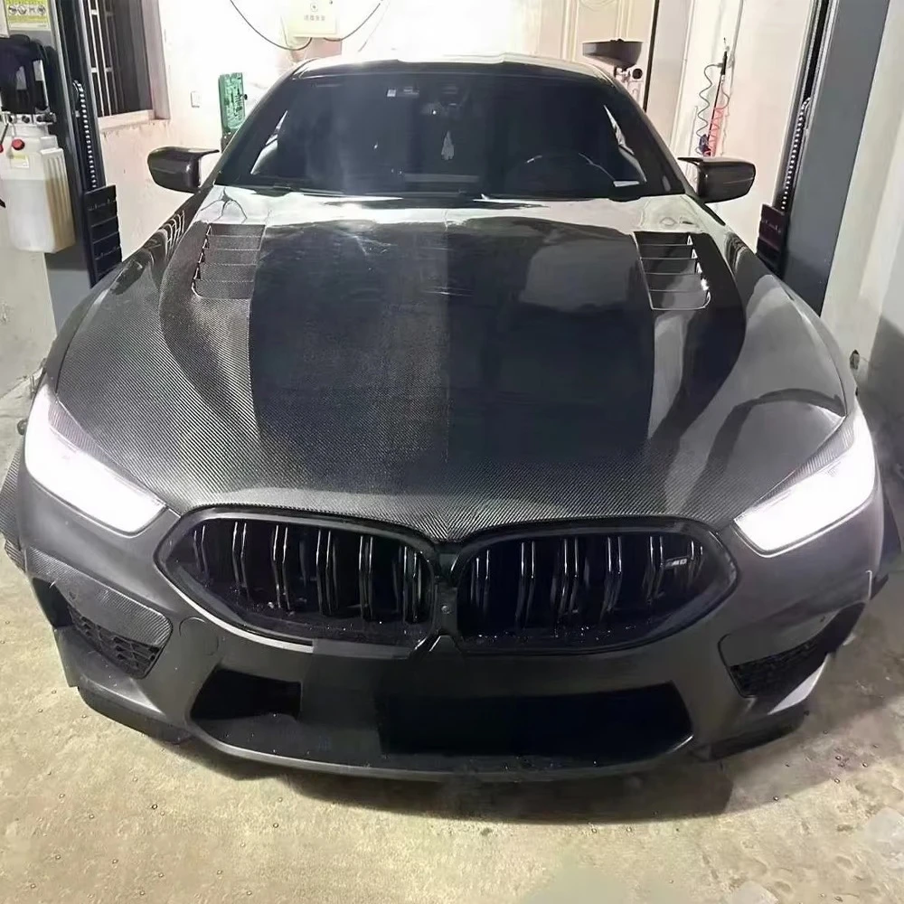 Wet Carbon Fiber V Style Engine Hood Engine Bonnet for BMW M8 Gran Coupe