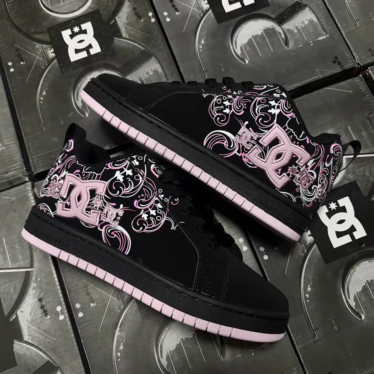 Unisex High Quality Leather Sports Casual DC Shoes Breathable Lightweight Office Walking Trendy
