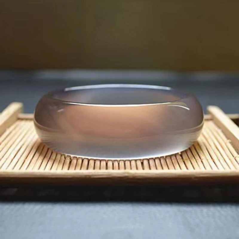 

New Natural High-ice Chalcedony Flat Strip Wide Version Bracelet, Fashionable Temperament Versatile Model