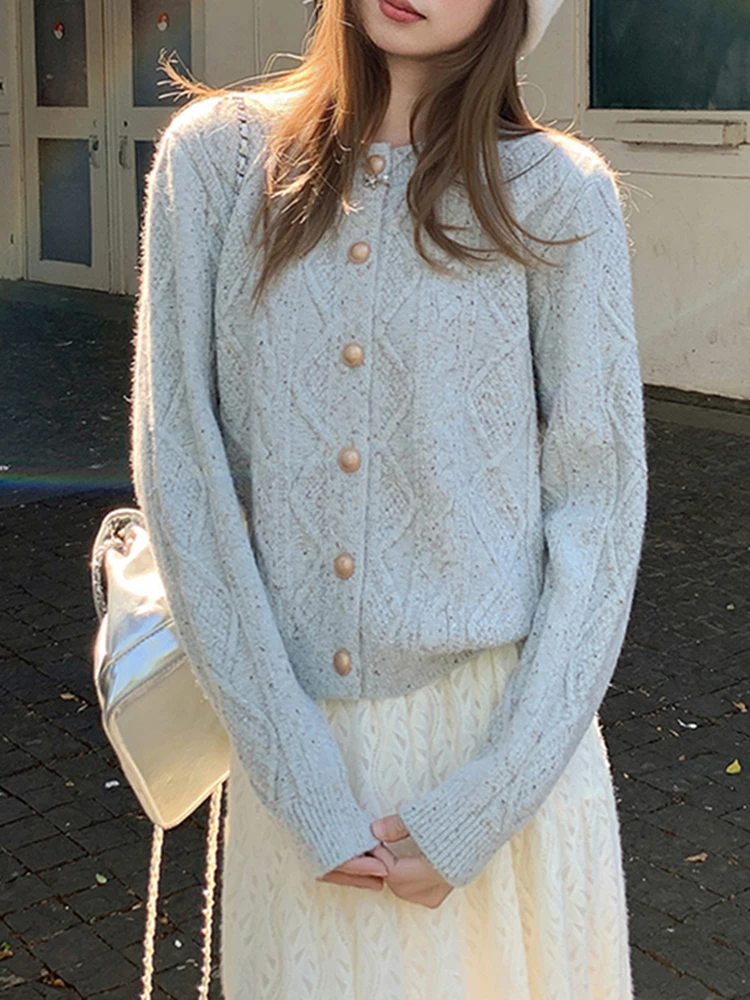 Suéter Feminino Longo de Tricô Moderno Primavera 2026 Solto Simples Base Casual Confortável