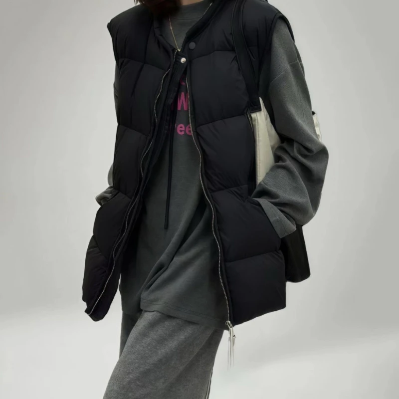 เสื้อกั๊กผ้าฝ้ายสำหรับฤดูใบไม้ร่วงและฤดูหนาว ผู้หญิง ปี 2025 แฟชั่นใหม่ ทรงหลวม สไตล์ลำลอง เสื้อโค้ทผ้าฝ้าย คอทรงกลม สีพื้น เสื้อคลุมตัวนอกสำหรับผู้หญิง