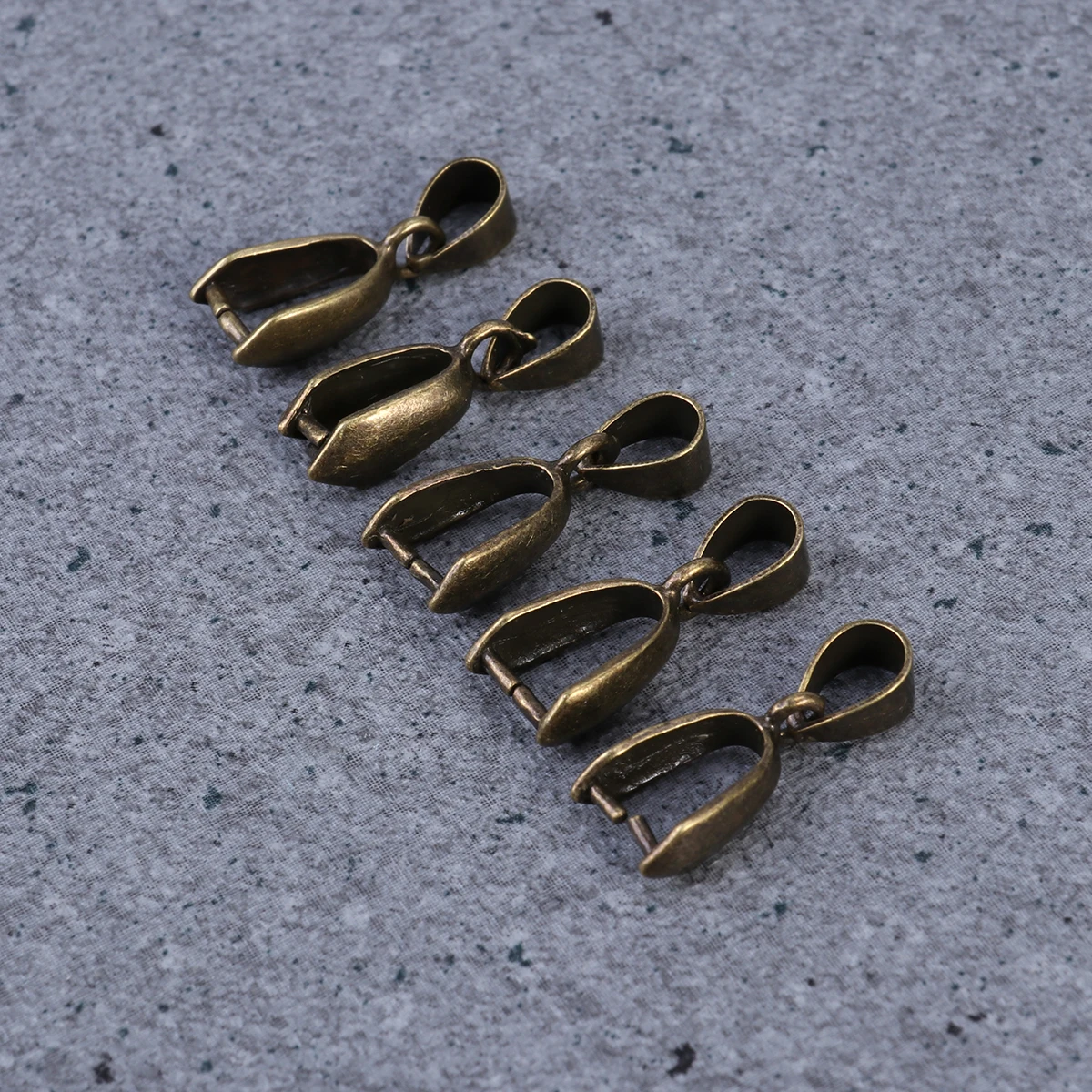 

100Pcs Bronze Pinch Clip Bail Pendant Connector 16mm Jewelry Findings for Bracelets Necklaces Metal Clasp