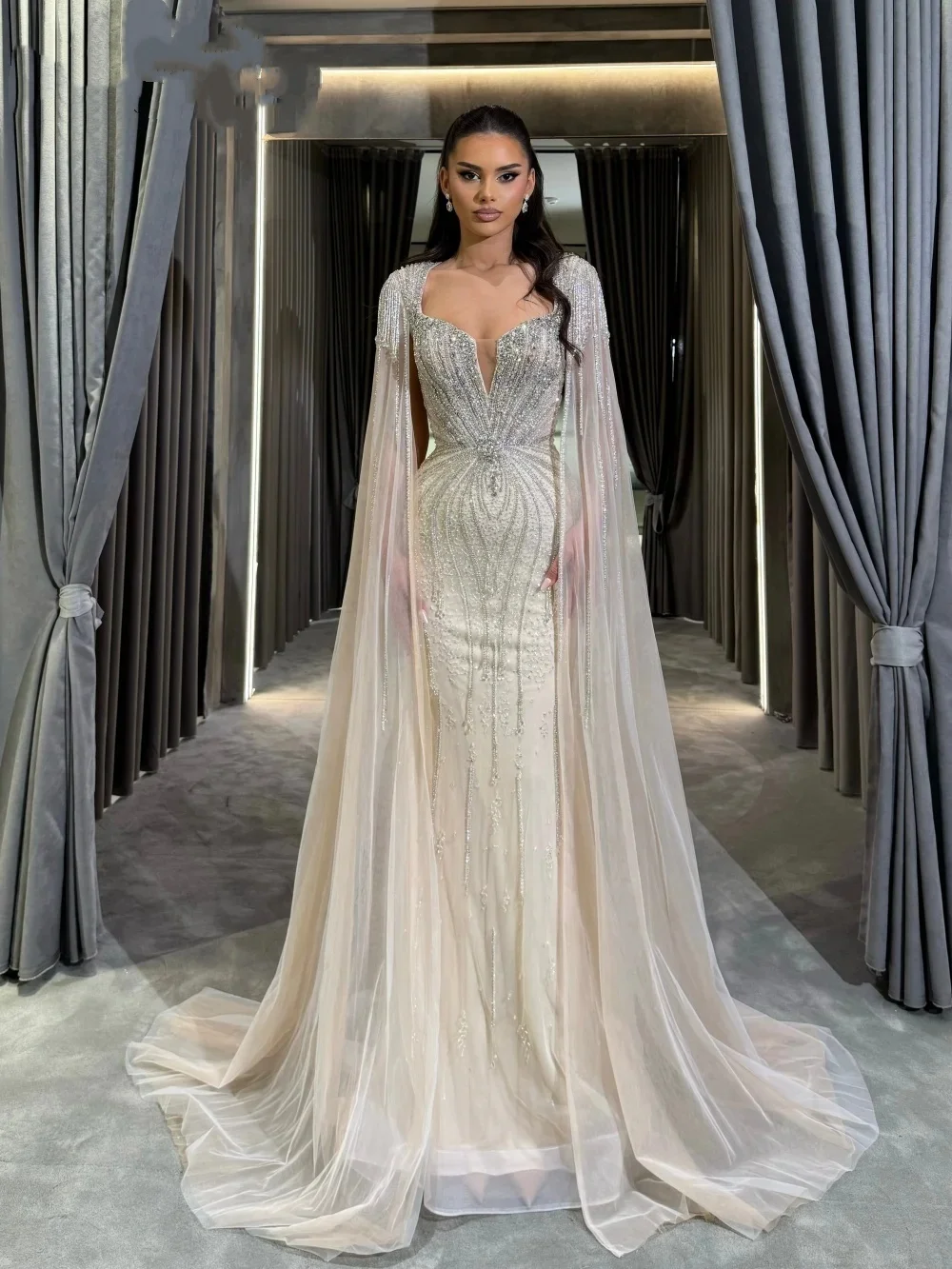 Luxurious Mermaid Wedding Dress Square Neck Crystal Sequins Bride Gowns Beaded Detachable  Sweep Train Bridal Dresses Customized