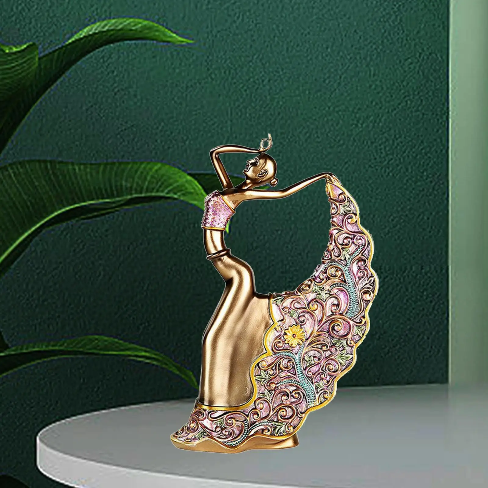 Peacock Dancer Statue Resin Figurine for Home Decor Collection Sculpture Ornament for Fireplace Office Desktop Indoor Cabinet