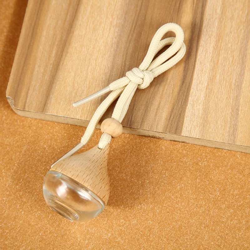 Portable 6ml Empty Pendant Auto Perfume Frosted Mini Perfume Bottles With Wood Lid Frosted Glass Bottle Essential Oil Container