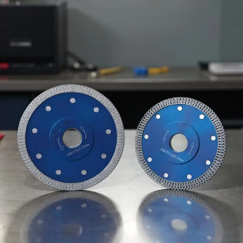 Utensile per cinch da 115/125 mm: lama per sega per taglio di piastrelle in porcellanato, granito e marmo