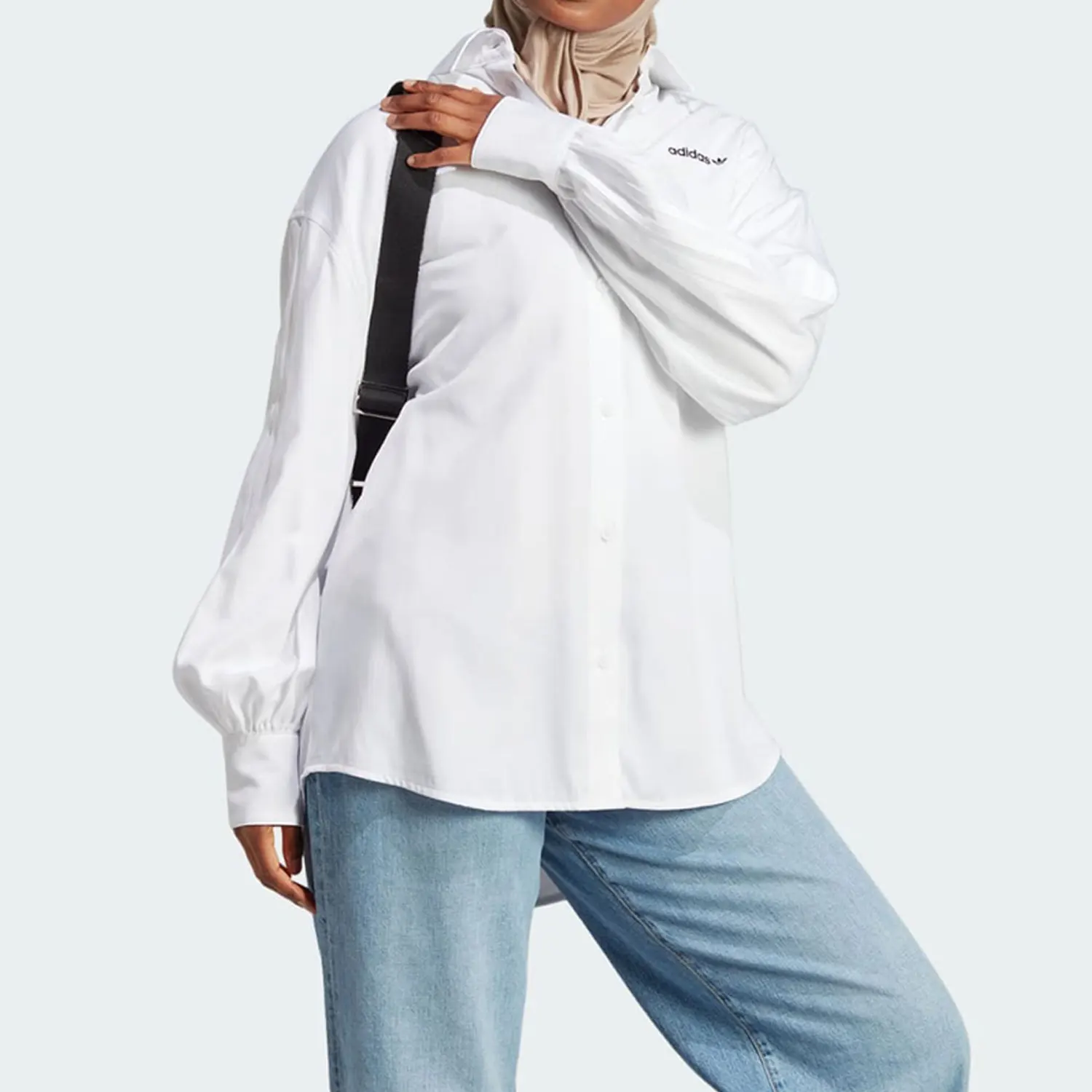 

Adidas genuine genuine Three Stripes Women's Classic Sport Loose Long Sleeve Shirt IR9790