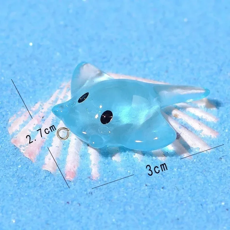 10Pcs Transparent Manta Ray Resin Charms Colorful Mini Sea Creature Pendants DIY Jewelry Accessories for Earrings Keychains