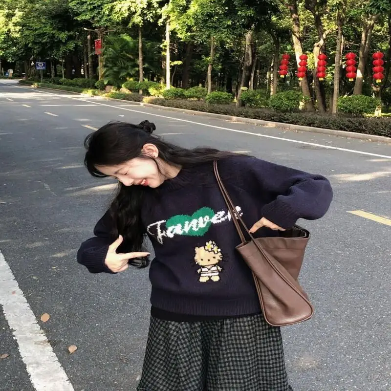 เสื้อไหมพรมถักลายการ์ตูนเฮลโลคิตตี้ ซานริโอ้ สไตล์ญี่ปุ่น สำหรับผู้หญิง ฤดูใบไม้ร่วง ฤดูหนาว เนื้อผ้าหนา ชุดเล็ก