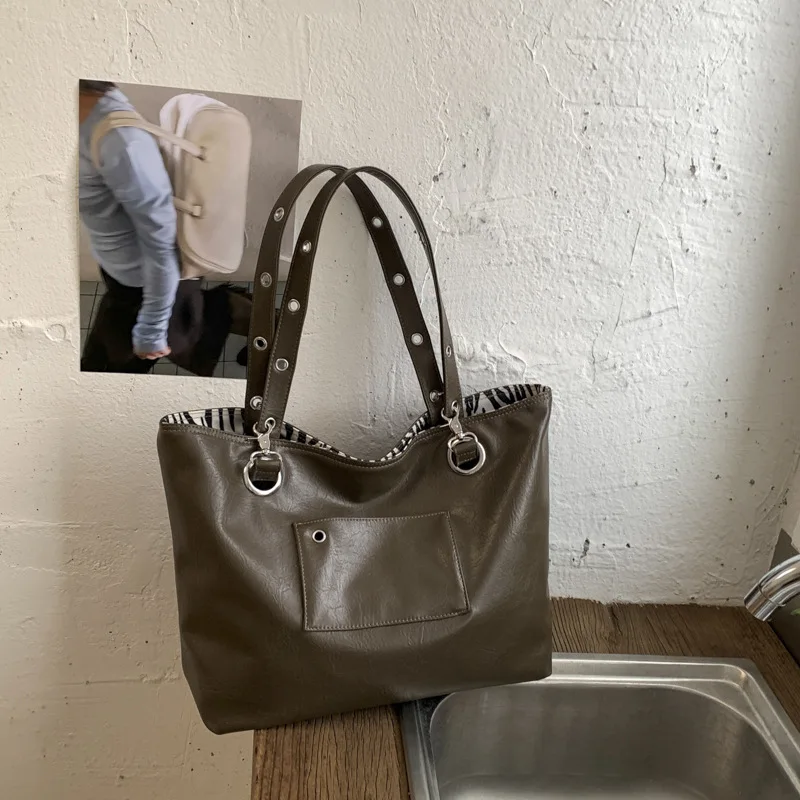 

Spring New Fashion Large Capacity Tote Bags for Women Stylish Simple Shoulder Bags Fashionable and Versatile Commuting Bag