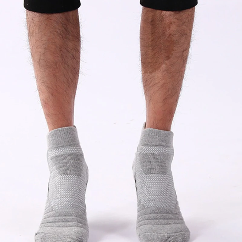 10 Pairs Men High-Quality Knitted Sports Socks Sweat Absorbing Breathable Shock-Absorbing All Season Running Basketball Socks view 6