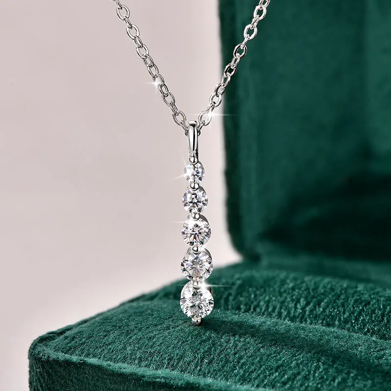 Rrjzz D-Farbiger Runder Moissanit-Anhänger Halskette für Damen 14K Vergoldet 5-Stein Labor-Imitationsdiamant-Halskette GRA-Zertifiziert – Detail 9