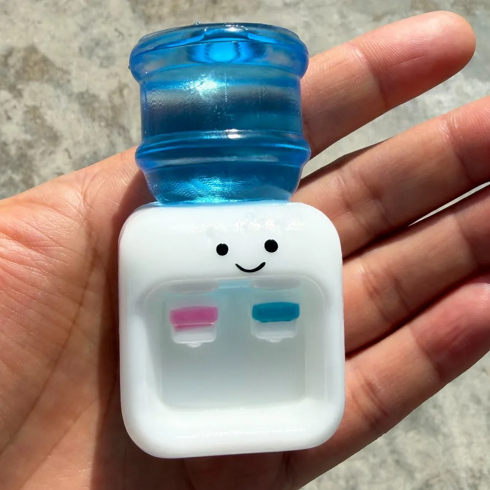 

Мягкая игрушка-антистресс в виде диспенсера для воды, забавная игрушка для снятия стресса, фиджет-игрушка для снятия напряжения для детей и взрослых