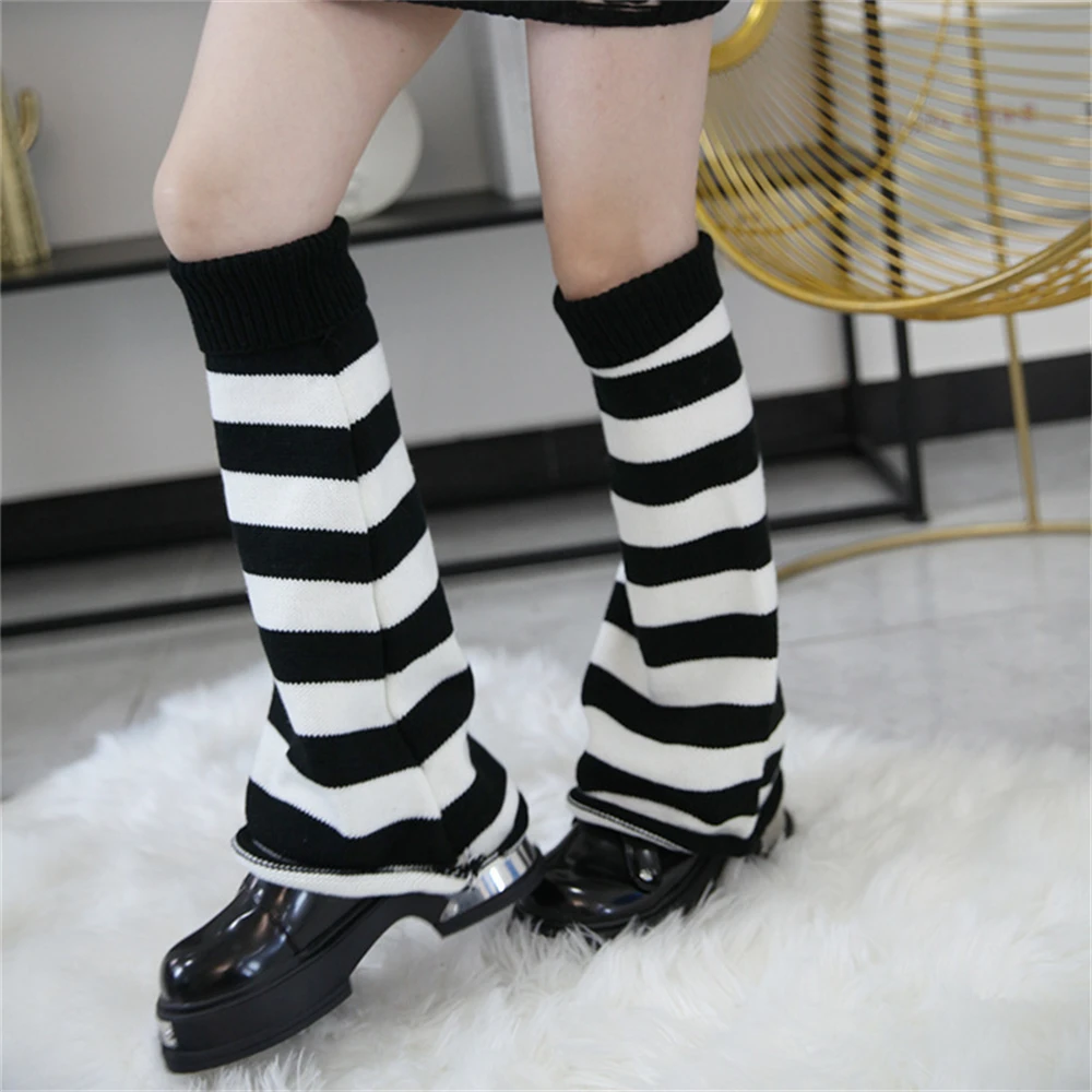 

Women's Striped Flare Leg Warmers Japanese Knit Boot Cuffs Winter Long Warm Knee High Socks Students Loose Gothic Foot Cover