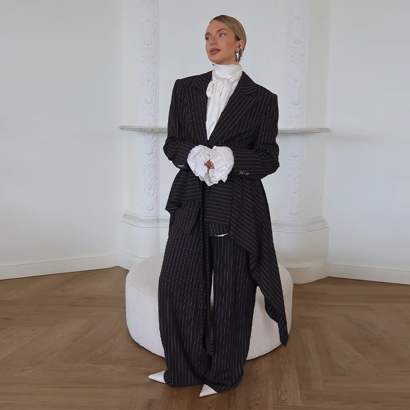 

Женский элегантный модный костюм с краями листьев лотоса, дизайн Sense, темно-синий полосатый костюм, комплект из двух предметов, осенняя мода 2024, уличная одежда