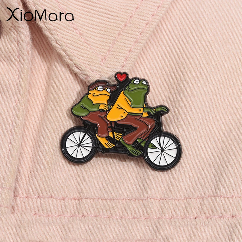 Frog and Toad Go Biking Enamel Pin Cartoon Creative Funny Animal Brooch Lapel Backpack Badge Jewelry Gift For Friends