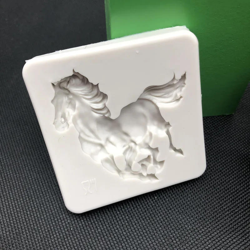 Running Horse  Silicone Mold DIY Chocolate Cake Fondant Epoxy Silicone Mold Cake Tool Baking