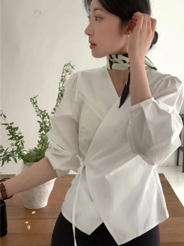 

Korean Sle ort Irregular irt Women's Design Sensation Elegance Belt Waist Inward irt Autumn 2025 Faion Ladies' irt