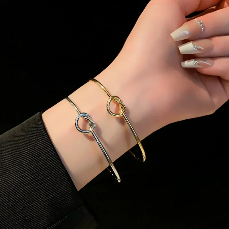 Plated Knotted Opening Bangles for Women Minimalist Fashion Metal Hollow Cuff Bracelet Charm Punk Bangle Party Hand Jewelry