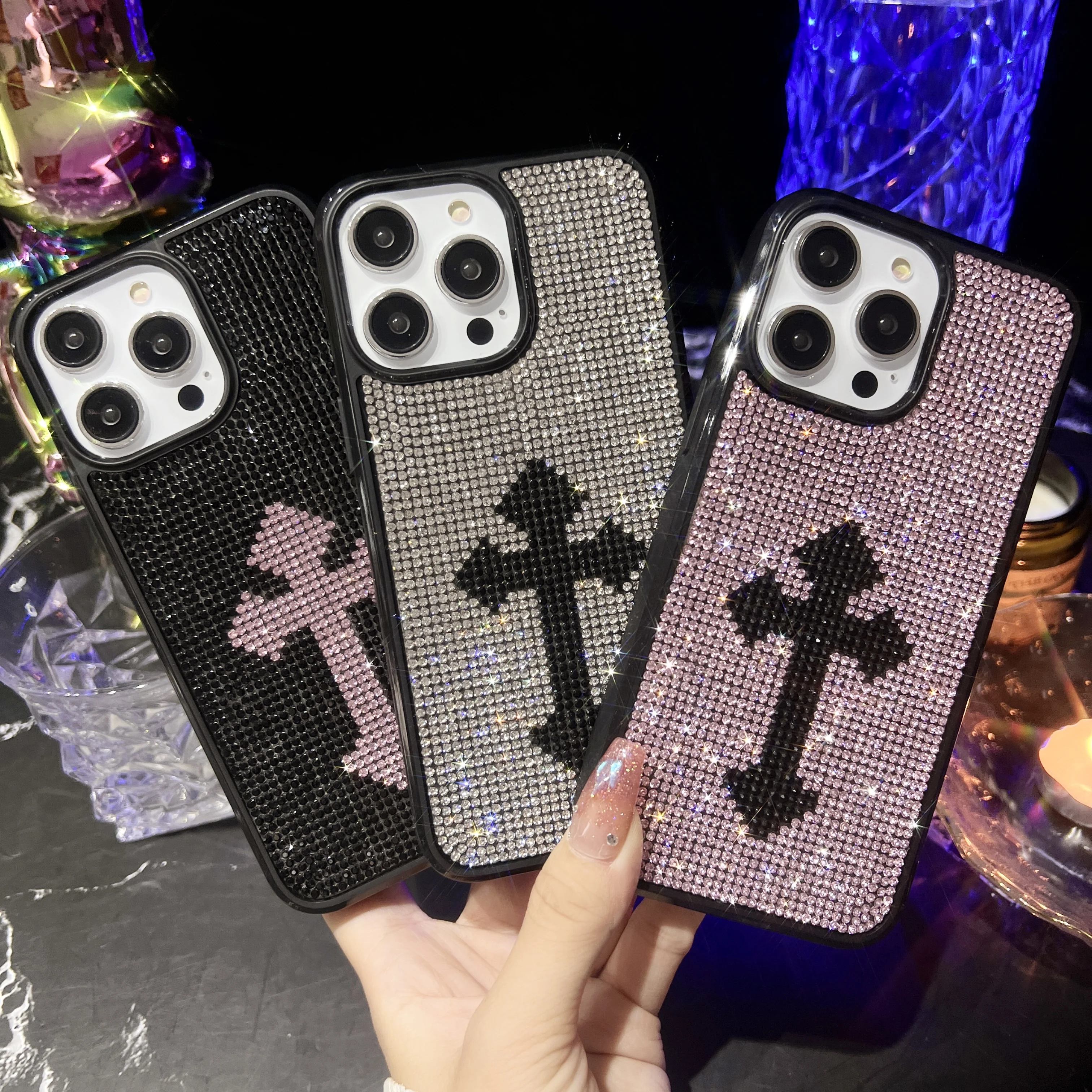 Chic Style Luxury Bilng Bling Gothic Cross Rhinestone Shockproof Protective Cover Case For iPhone 16 15 14 13 12 11 Pro Max Plus