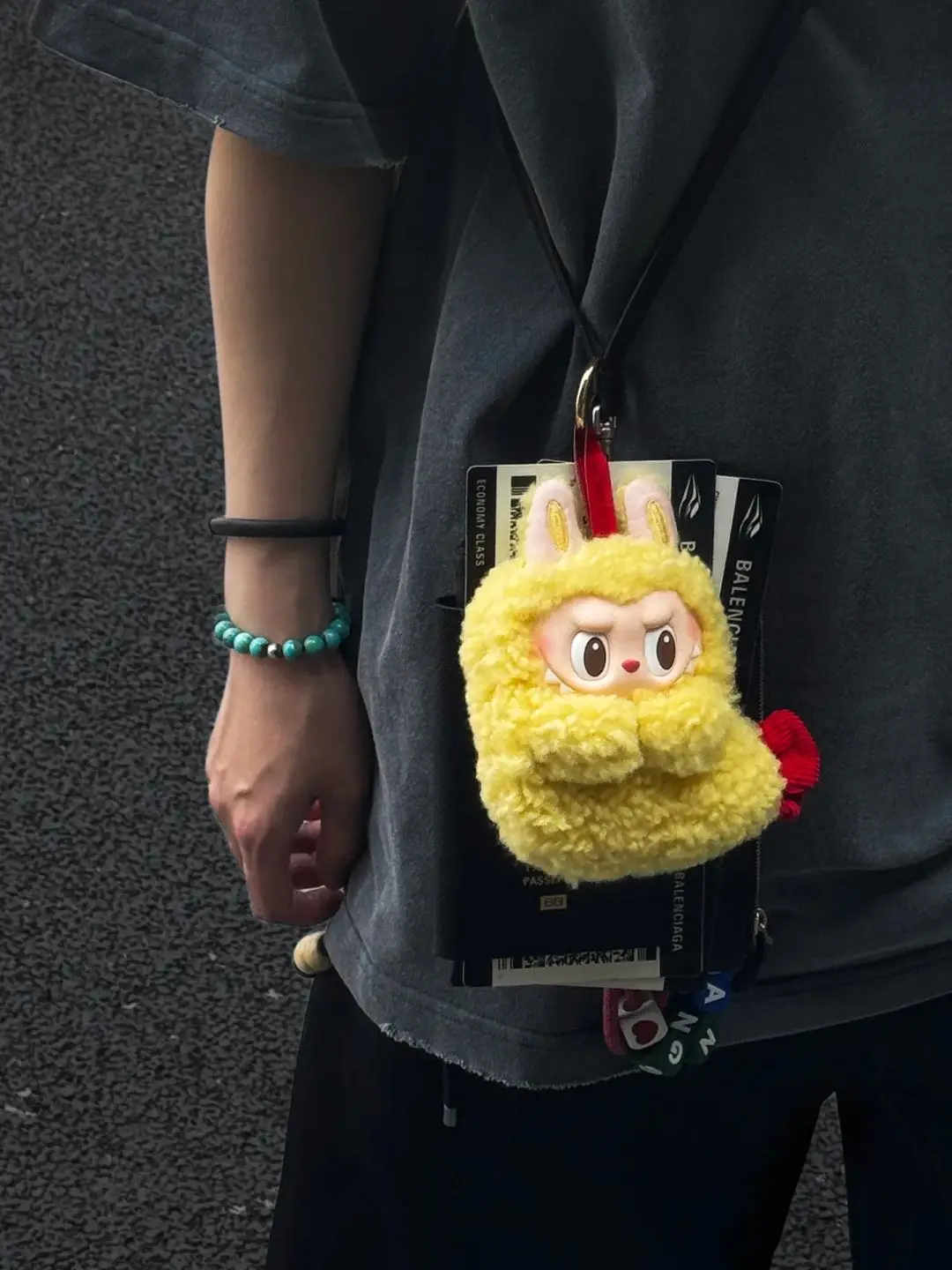 

Original THE MONSTERS WACKY MART Series Earphone Bag Original Toys Doll Cute Anime Figure Ornaments Collection Gift