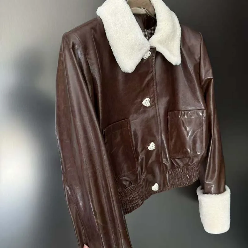 Chaqueta de cuero genuino de longitud corta 2025, nueva moda, cuello vuelto con lana auténtica de alta calidad