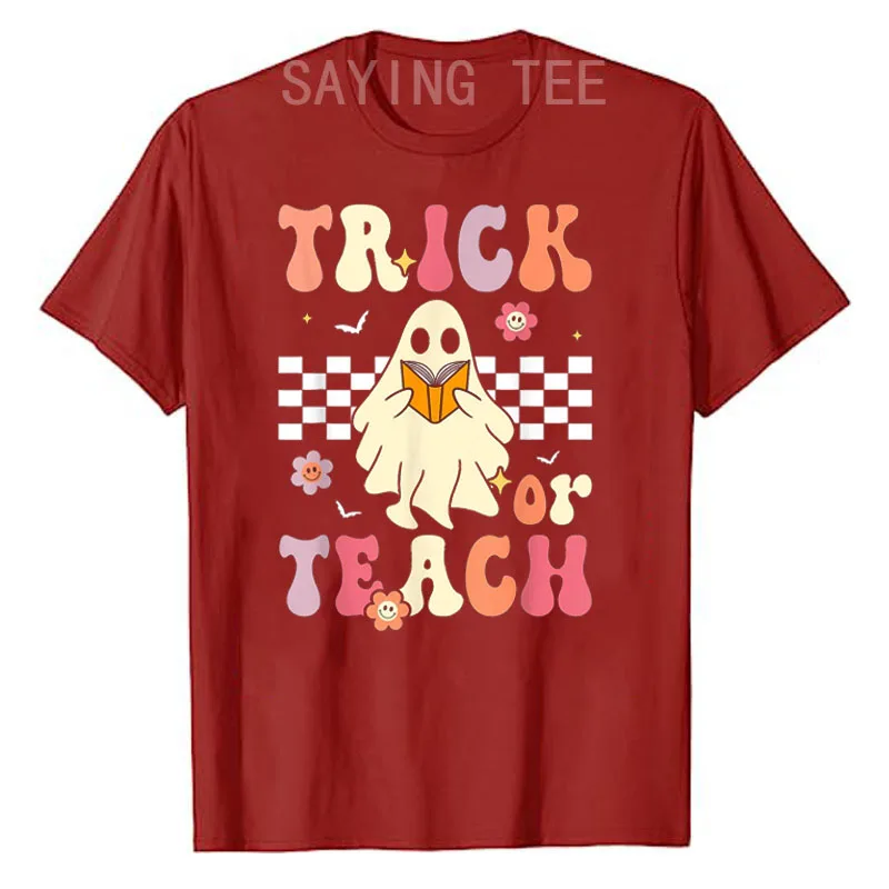 Trick or Teach Groovy Halloween Retro Floral Ghost Teacher T-Shirt Gifts Humor Funny Lovely Halloween Party Costume Cute Outfits