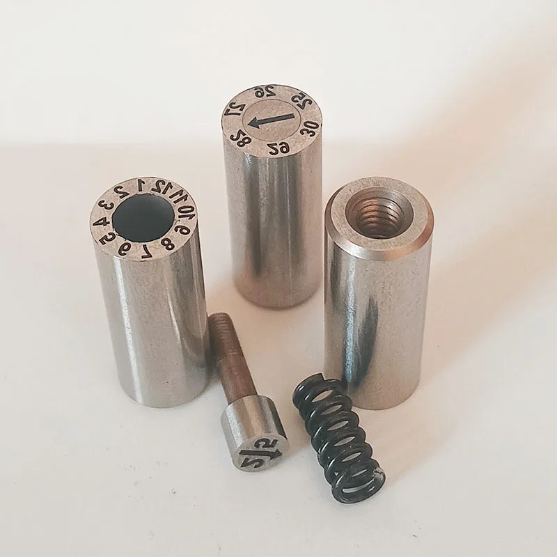 ملحقات قوالب الحقن طوابع التاريخ SUS420 إدراجات رمز التاريخ القابلة للتغيير لتسجيل تاريخ إنتاج القالب