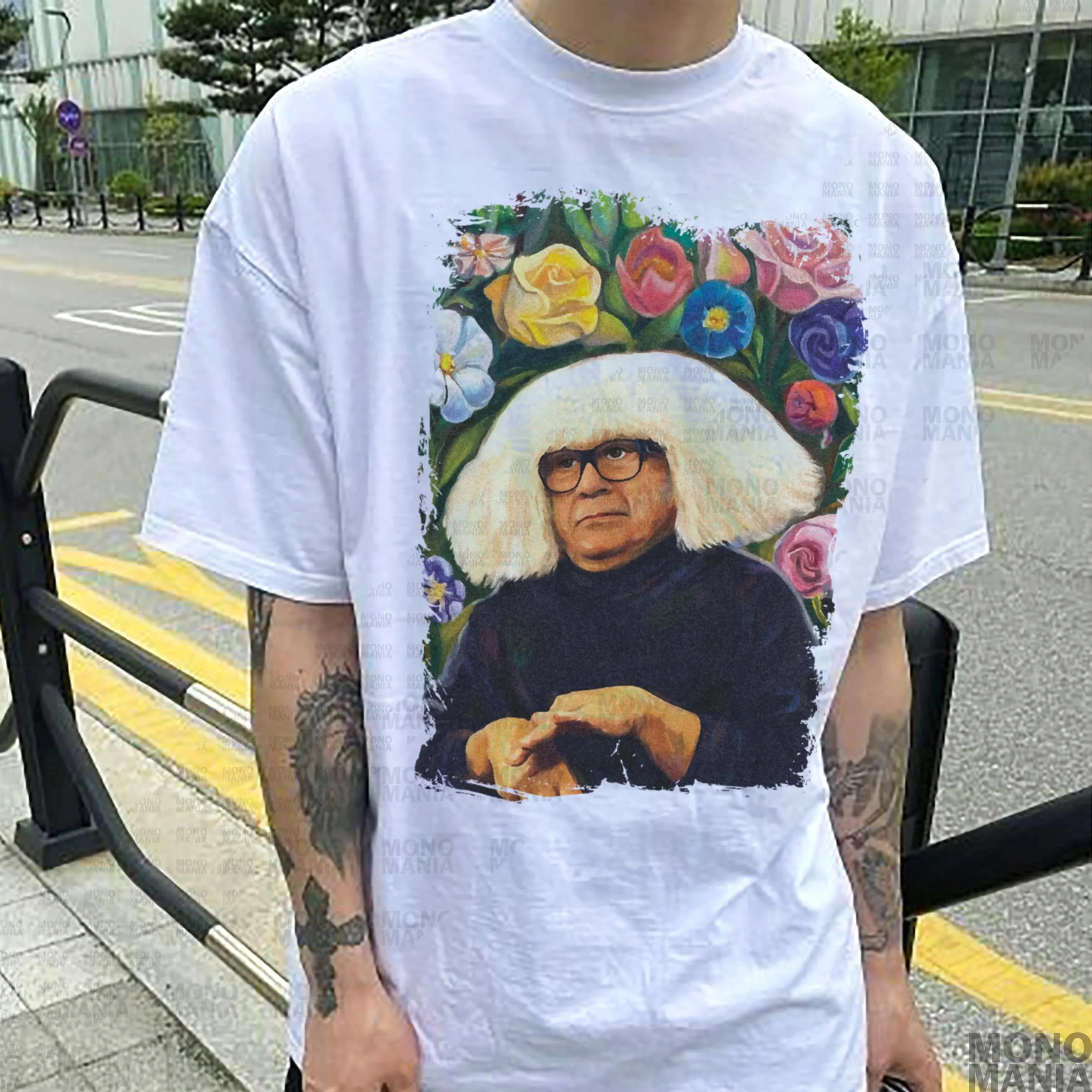 Ongo Gablogian, Danny DeVito Meme Shirt, Philadelphia Always Sunny Shirt, Frank Reynolds Shirt, Sitcom T-shirt