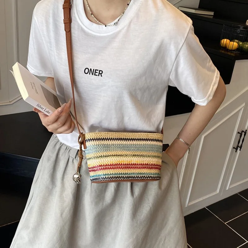 

Большая сумка из натуральной кожи для женщин. Элегантная сумка известного дизайнера. Роскошный бренд. Классические женские сумки.