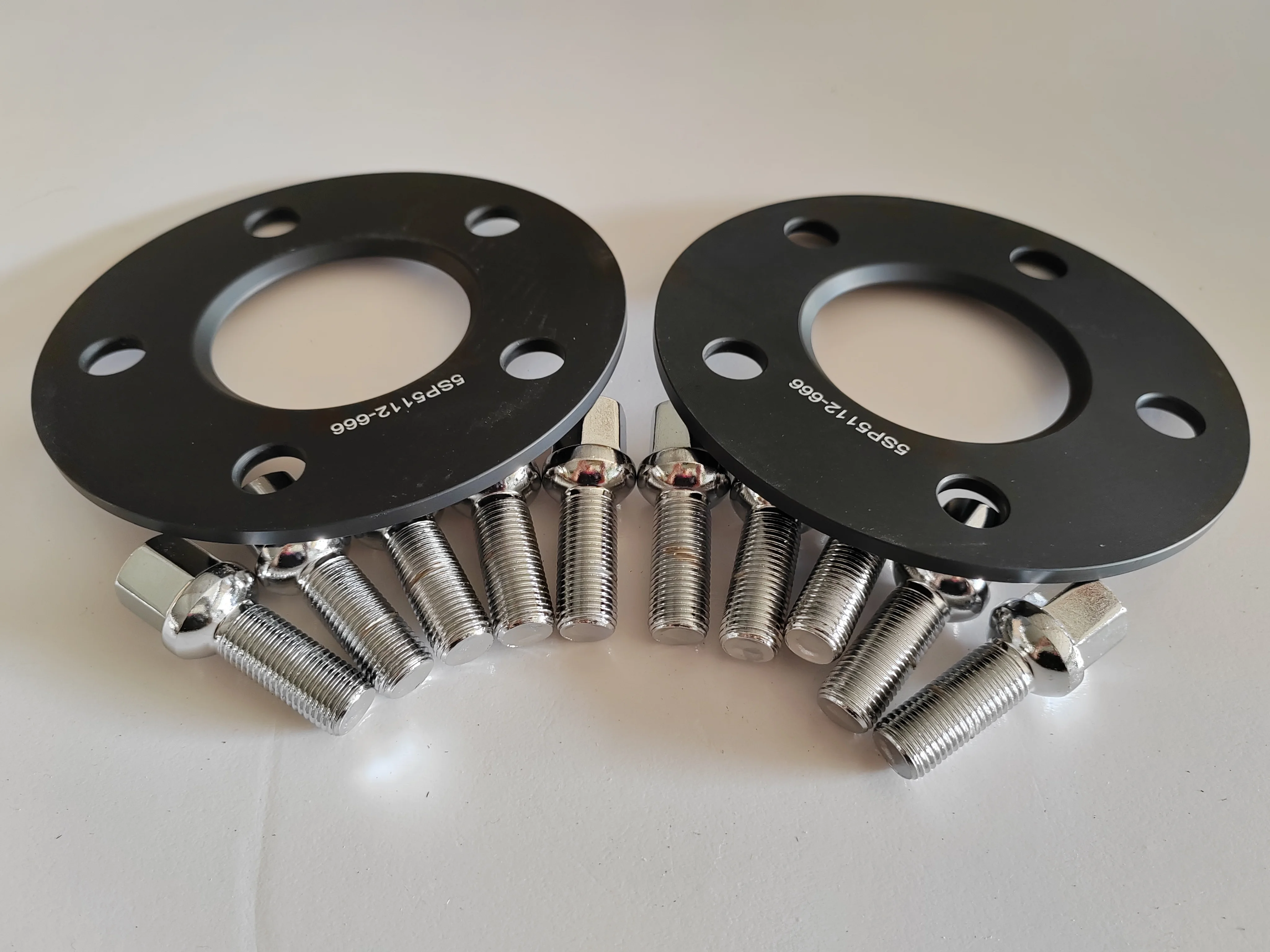 Car Accessorie 2pcs 5mm 5x112 Wheel Spacer 66.6 Hub For Mercedes Benz A-Class, B-Class, C-Class |10pcs 14x1.5 Ball Type Bolts